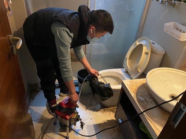 佛冈马桶疏通-疏通下水道