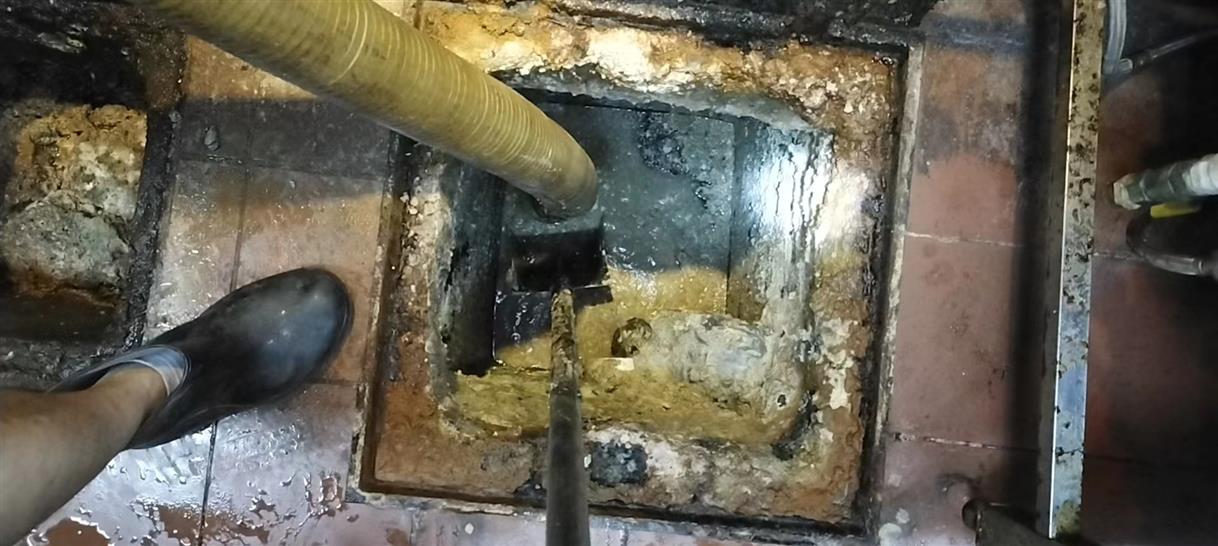 佛冈污水池清理一般都有毒气，怎么预防中毒呢？